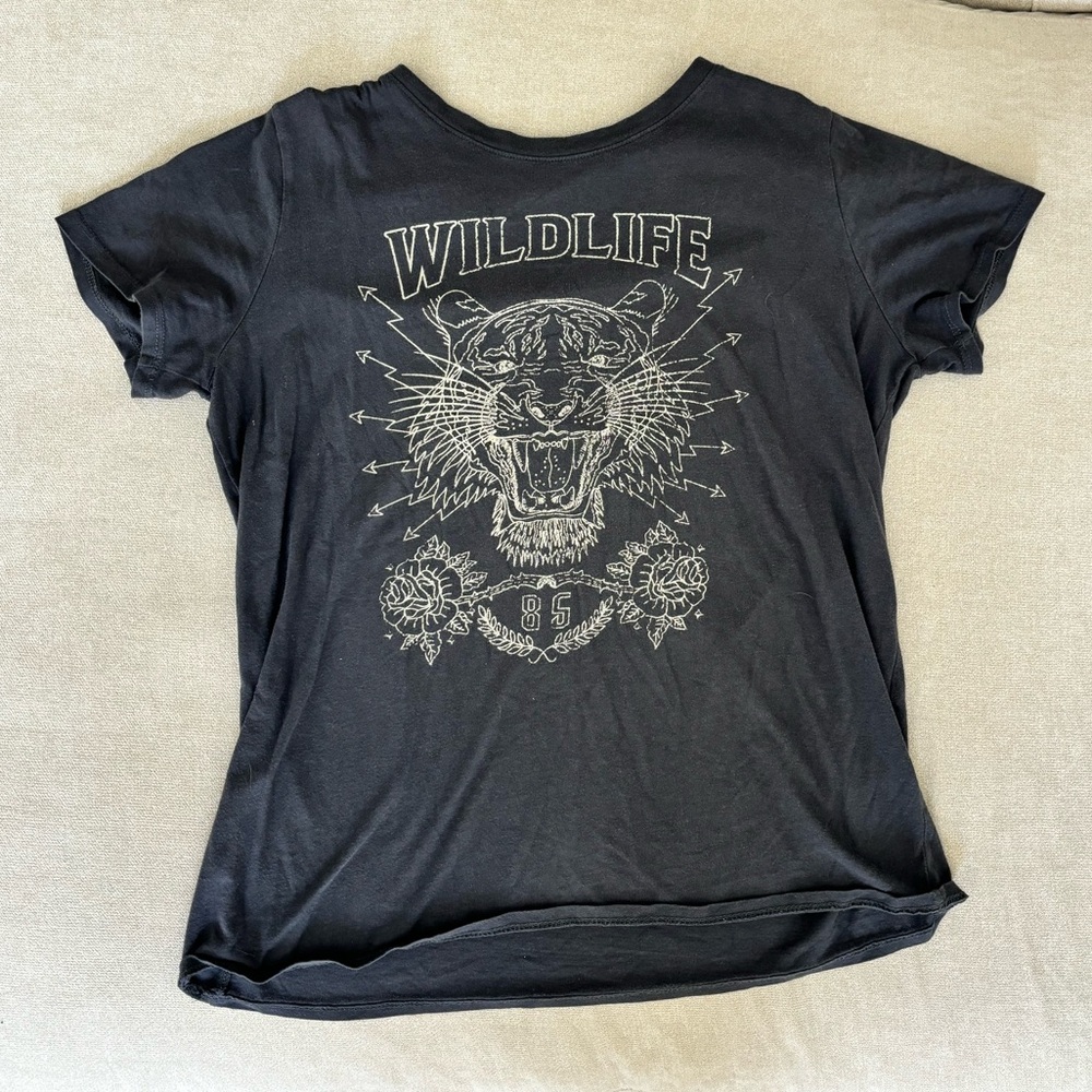 Tres Bien Black Graphic Crewneck Tee